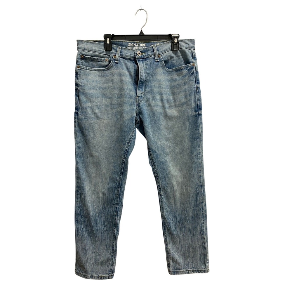 Signature by Levi Strauss Co S47 Regular Taper Light Wash Jeans Womens‎ Size 10